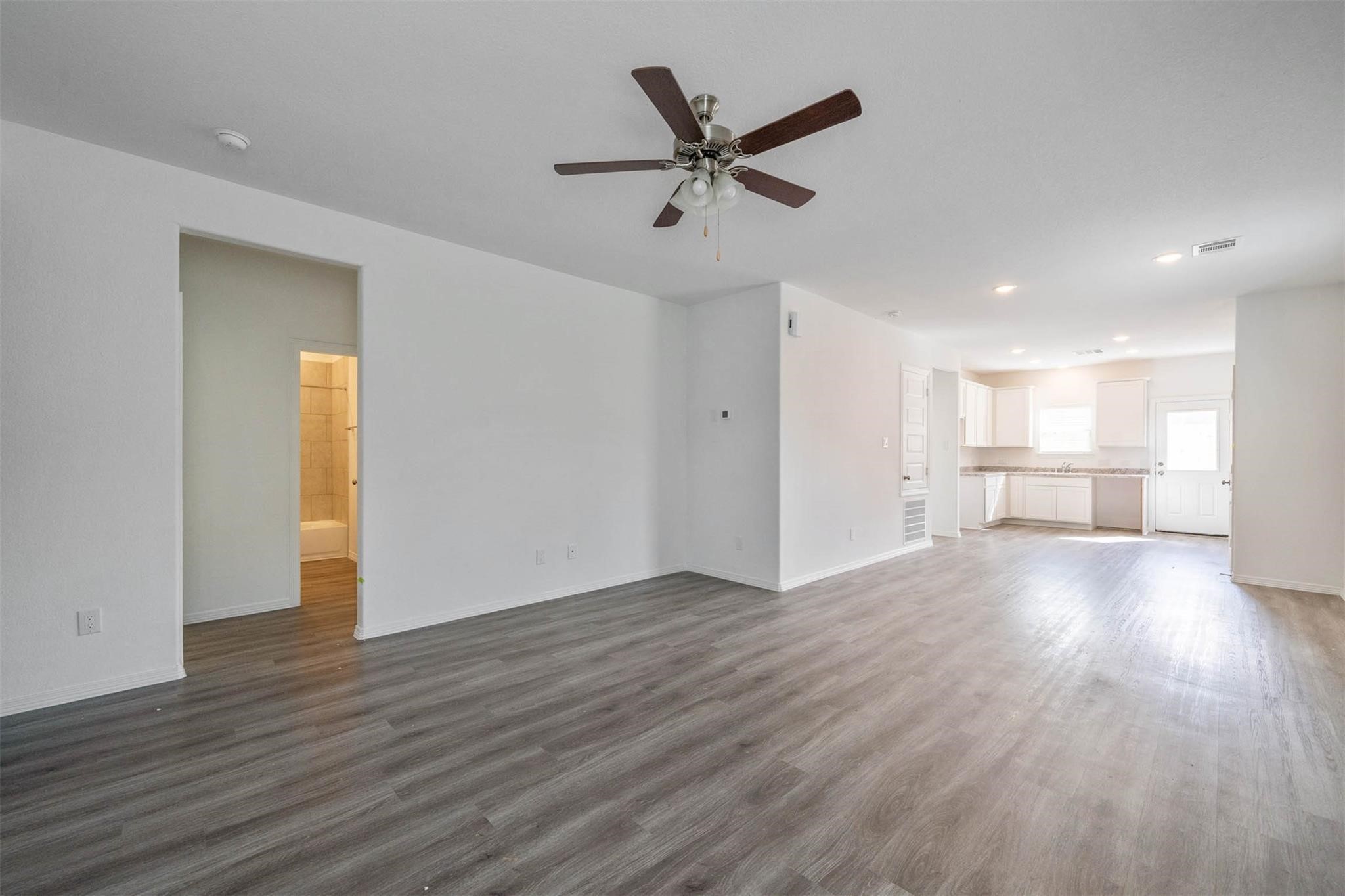 16743 Rover Lane Porter, TX 77365 - Photo 3 of 17 Gallery Image 3