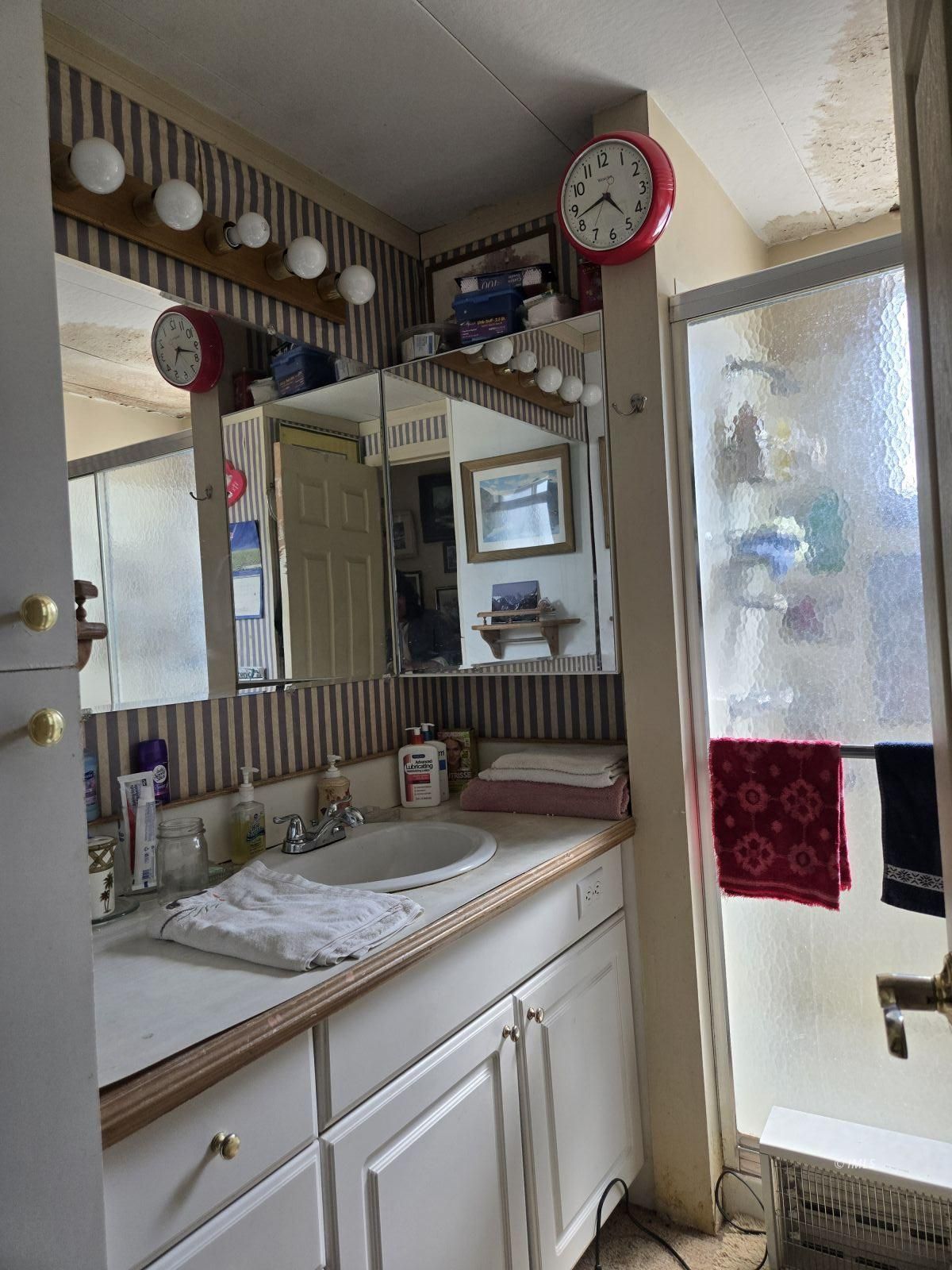 700 Glacier Lodge Road, Unit 12 Big Pine, CA 93513 - Photo 5 of 8 a bathroom with a sink and a mirror