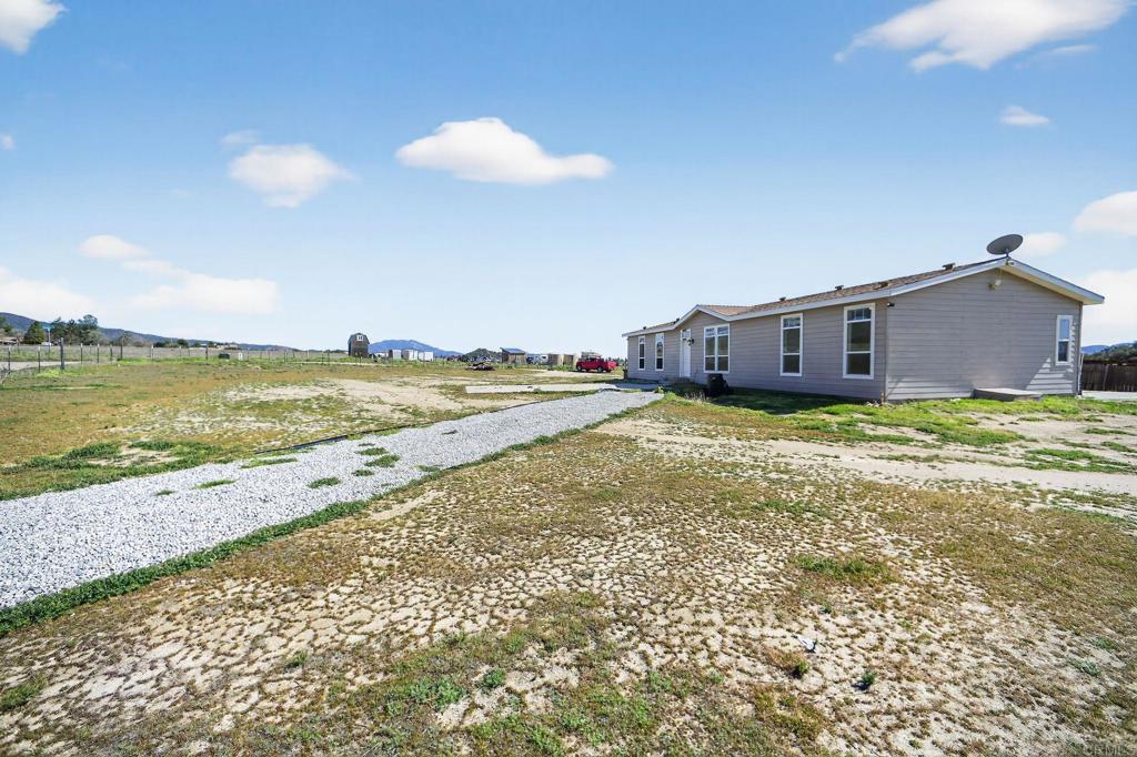 37455 Brandon Road Anza, CA 92539 - Photo 2 of 26 a view of a ocean and a mountain