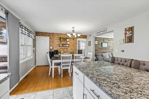 $349,900 | 8836 West 93rd Place, Hickory Hills, IL 60457