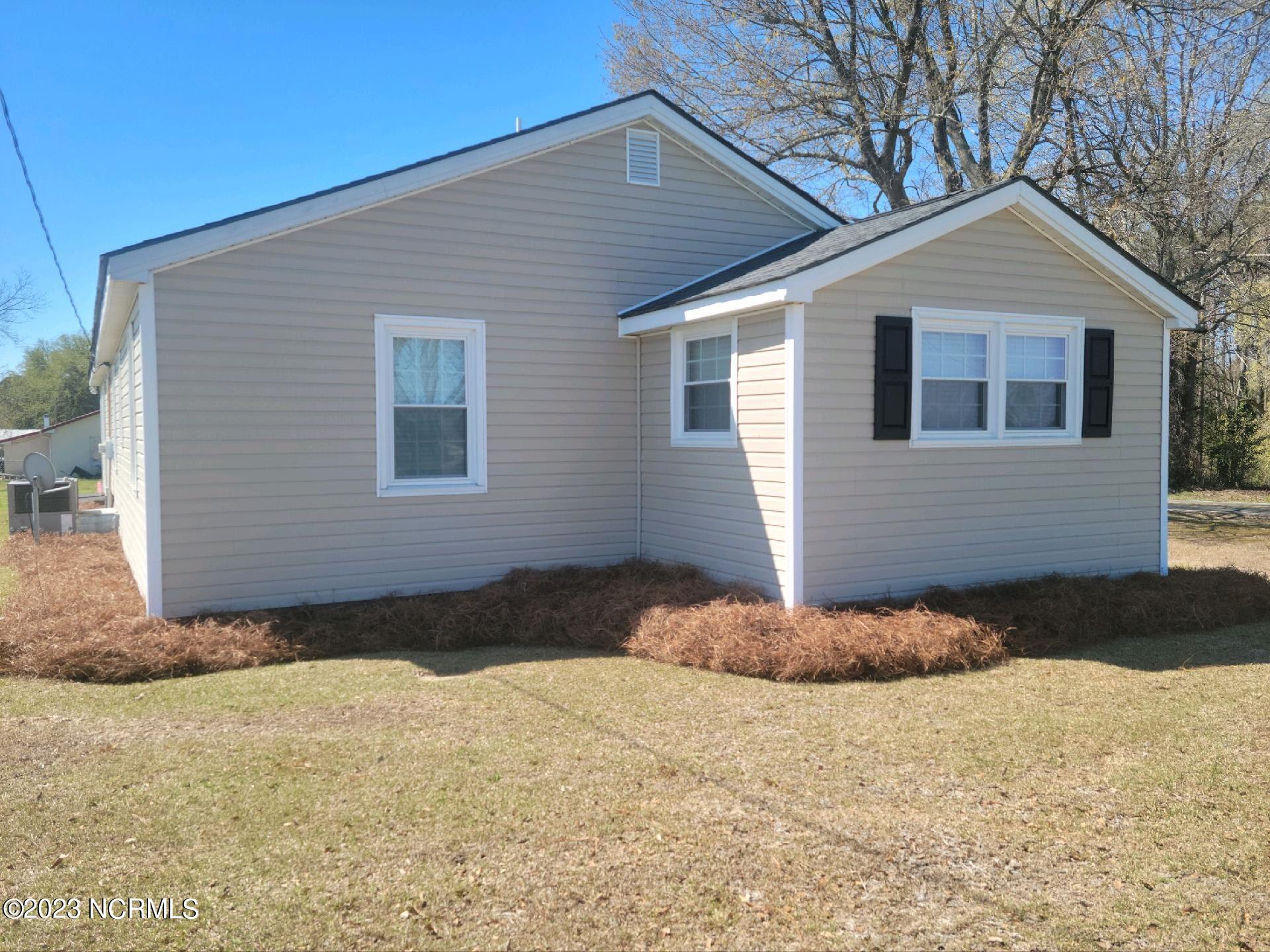 470 Jernigan Road Dunn, NC 28334 - Photo 3 of 58 image