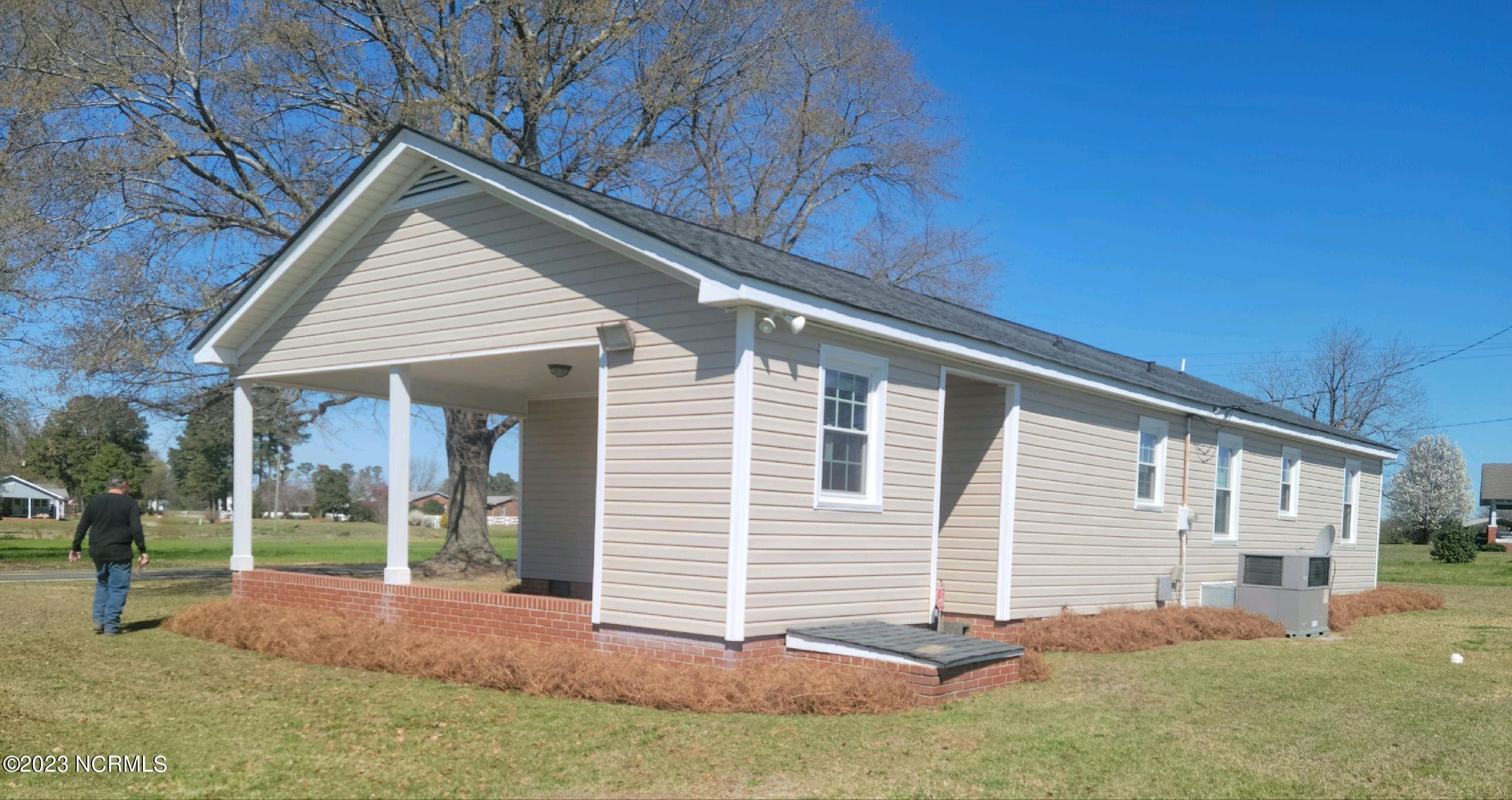 470 Jernigan Road Dunn, NC 28334 - Photo 7 of 58 image