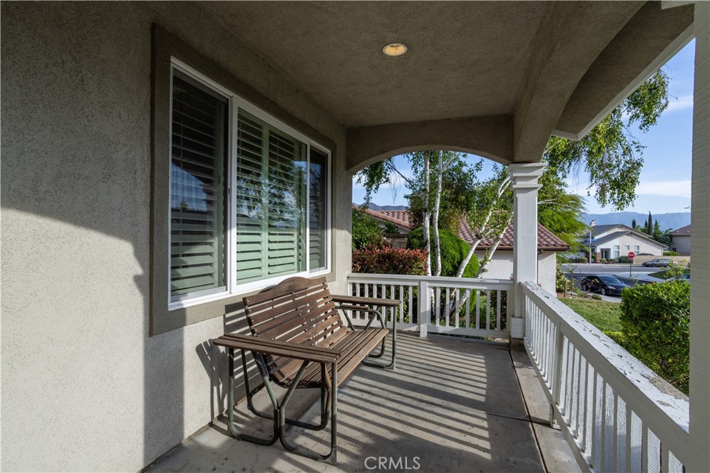 29320 Sequoia Road Canyon Country, CA 91387 - Photo 17 of 51