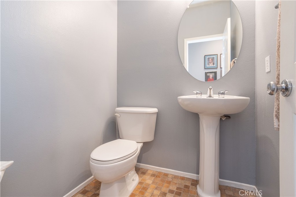 29320 Sequoia Road Canyon Country, CA 91387 - Photo 29 of 51