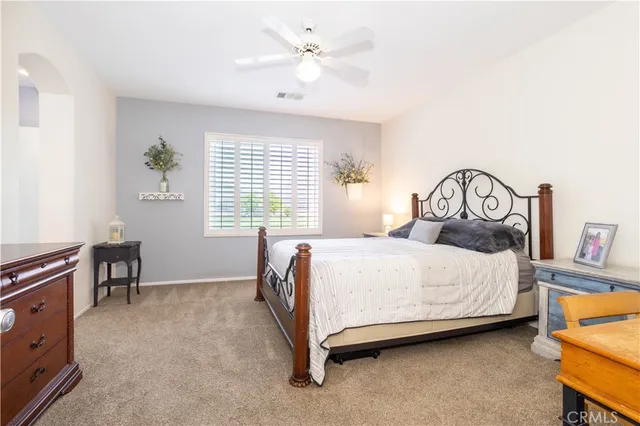 $999,900 | 29320 Sequoia Road, Canyon Country, CA 91387