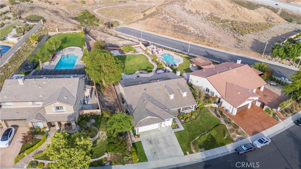 29320 Sequoia Road Canyon Country, CA 91387 - Photo 3 of 51