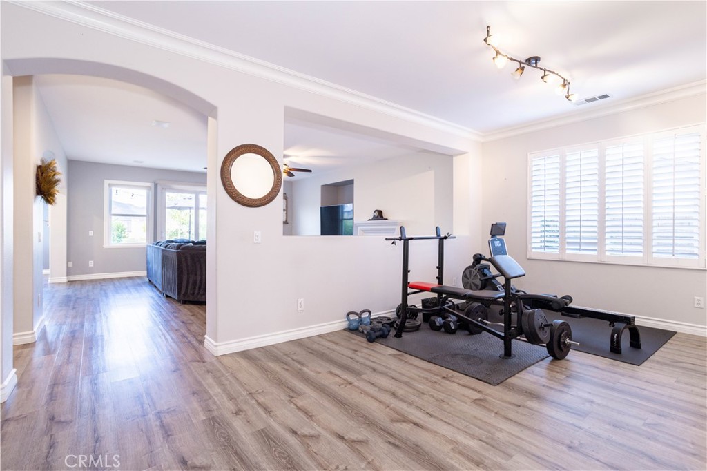 29320 Sequoia Road Canyon Country, CA 91387 - Photo 40 of 51