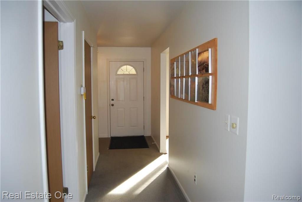 924 Wexford Way, Unit 10 Rochester Hills, MI 48307 - Photo 9 of 25