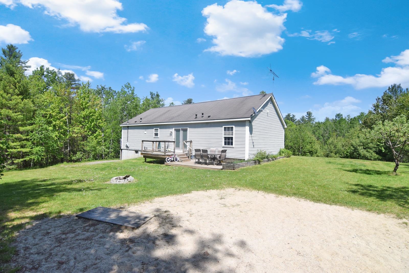 11 Cleos Way Bethlehem, NH 03574 - Photo 28 of 32