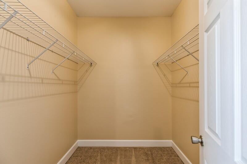 513 Arbor Lake Drive, Unit 513 Crestview, FL 32536 - Photo 21 of 37 close up of a white marble wall