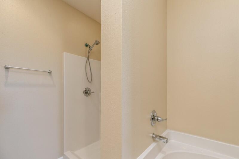 513 Arbor Lake Drive, Unit 513 Crestview, FL 32536 - Photo 26 of 37 a bathroom with a shower