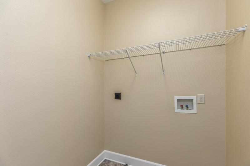 513 Arbor Lake Drive, Unit 513 Crestview, FL 32536 - Photo 34 of 37 a view of a small room