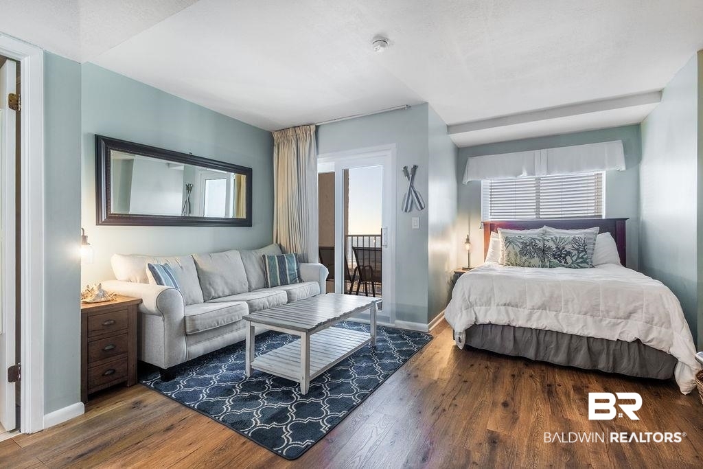 375 Plantation Road, Unit 5502 Gulf Shores, AL 36542 - Photo 5 of 27 The sun suite setup features a Queen bed and sofa sleeper.