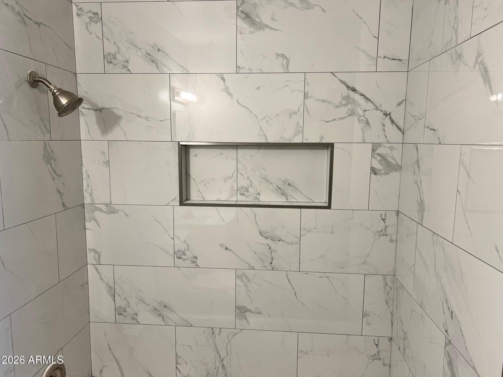401 Greenwich Road Kearny, AZ 85137 - Photo 25 of 25 a bathroom with a shower