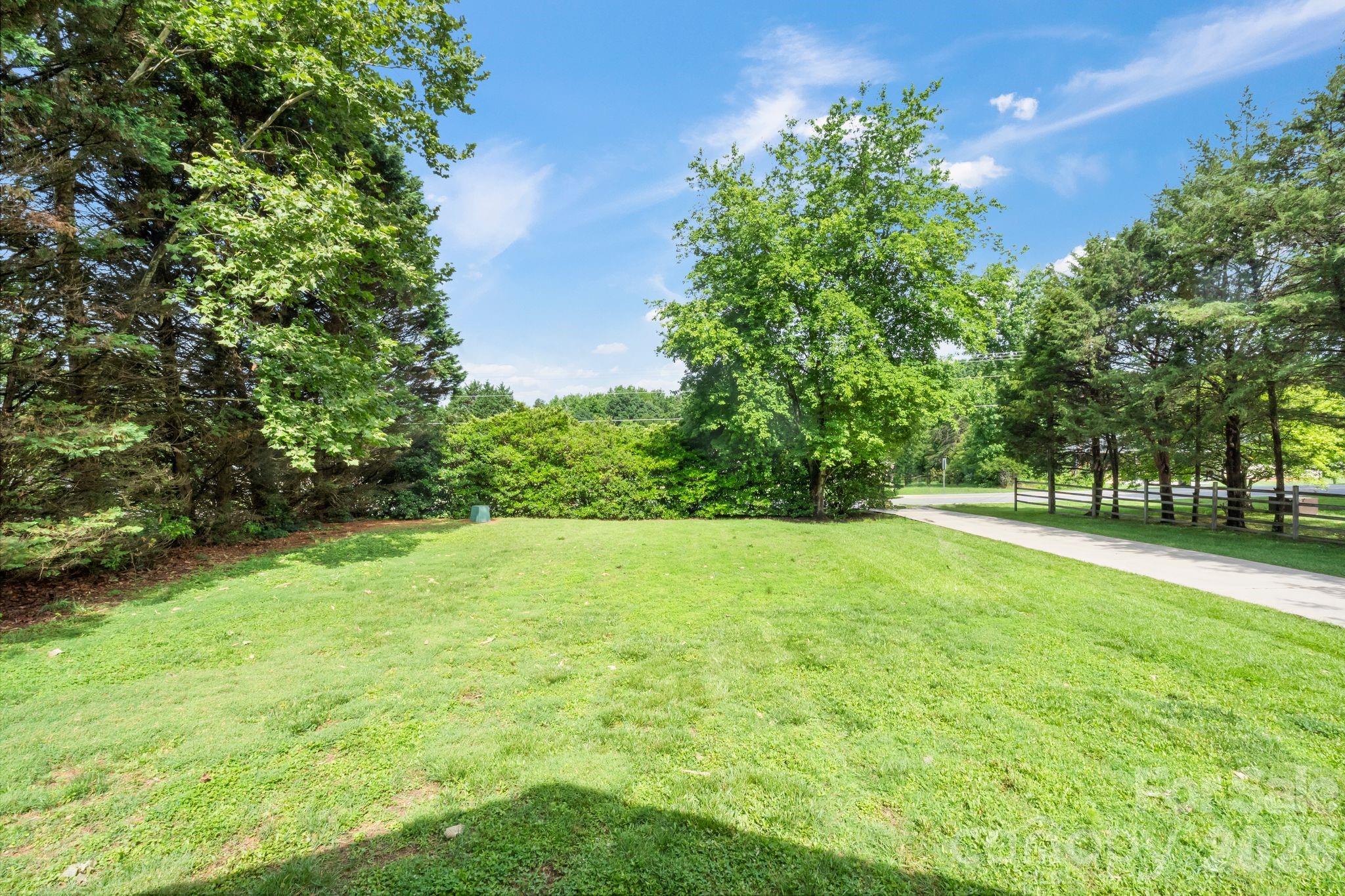 6168 King Wilkinson Road Denver, NC 28037 - Photo 30 of 32