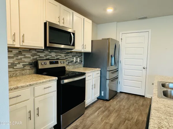 $2,095 | 4011 Silver Spur Road, Panama City, FL 32404