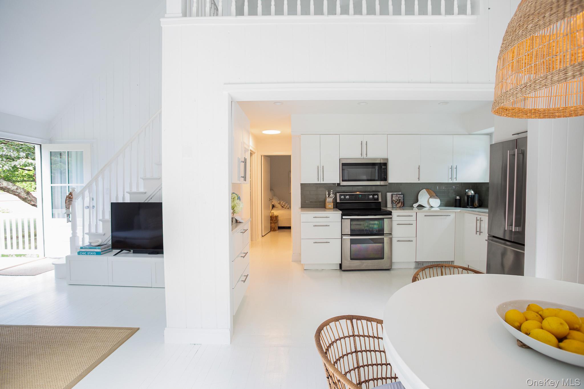 78 Jagger Lane Westhampton, NY 11977 - Photo 7 of 32