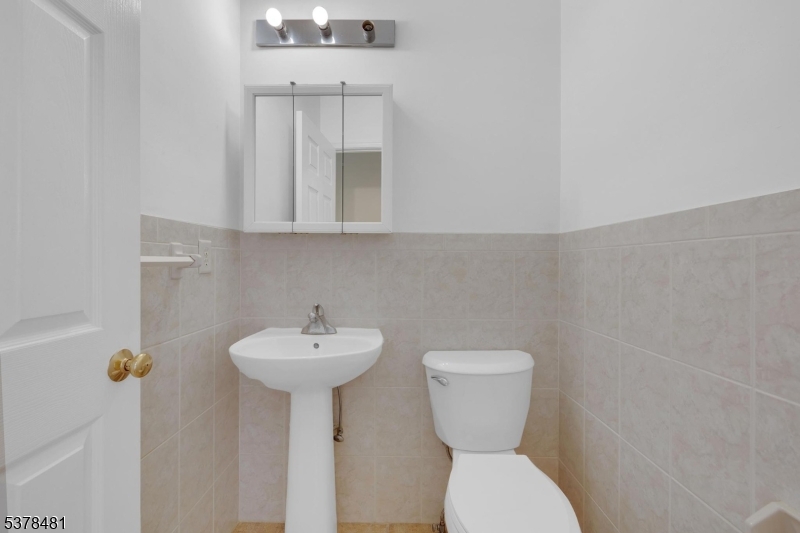 18 Brock Lane Hackettstown, NJ 07840 - Photo 14 of 30