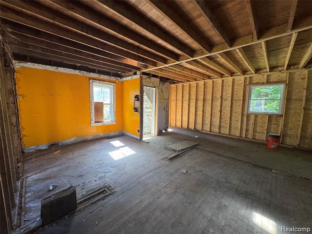 20860 Ridgemont Road Harper Woods, MI 48225 - Photo 7 of 17 Gallery Image 7