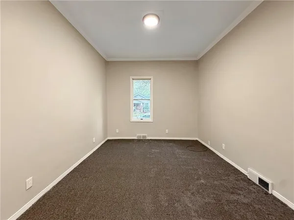 $184,900 | 106 East 14th Street, Higginsville, MO 64037