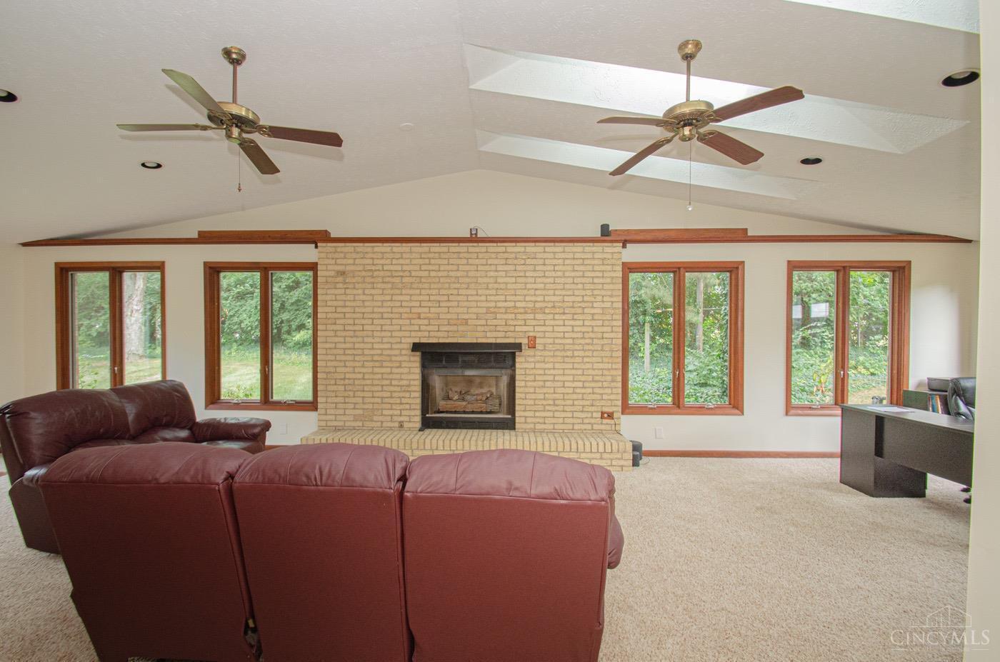 41 Lynn Rae Circle Centerville, OH 45458 - Photo 14 of 35