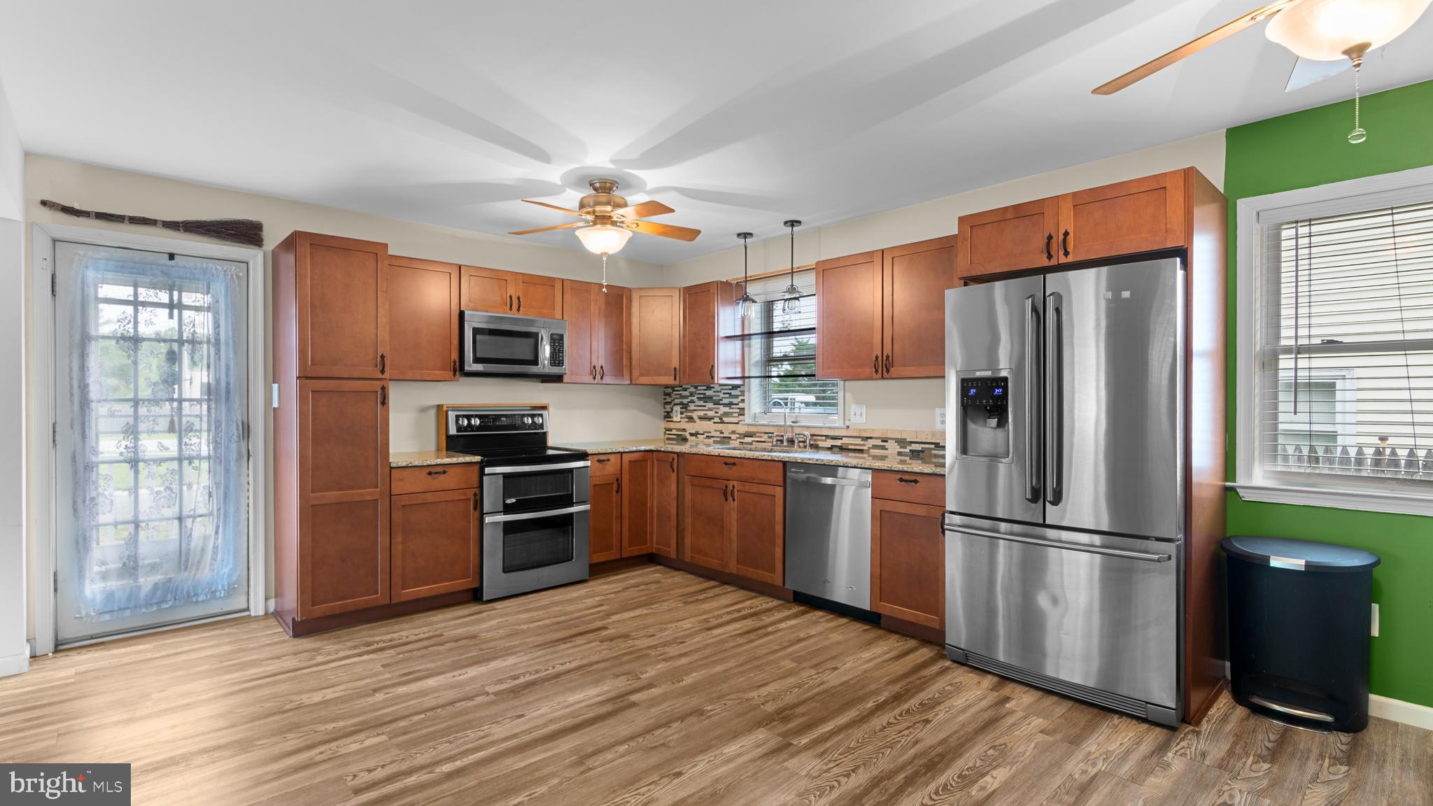 208 Oriole Avenue Ridgely, MD 21660 - Photo 5 of 27