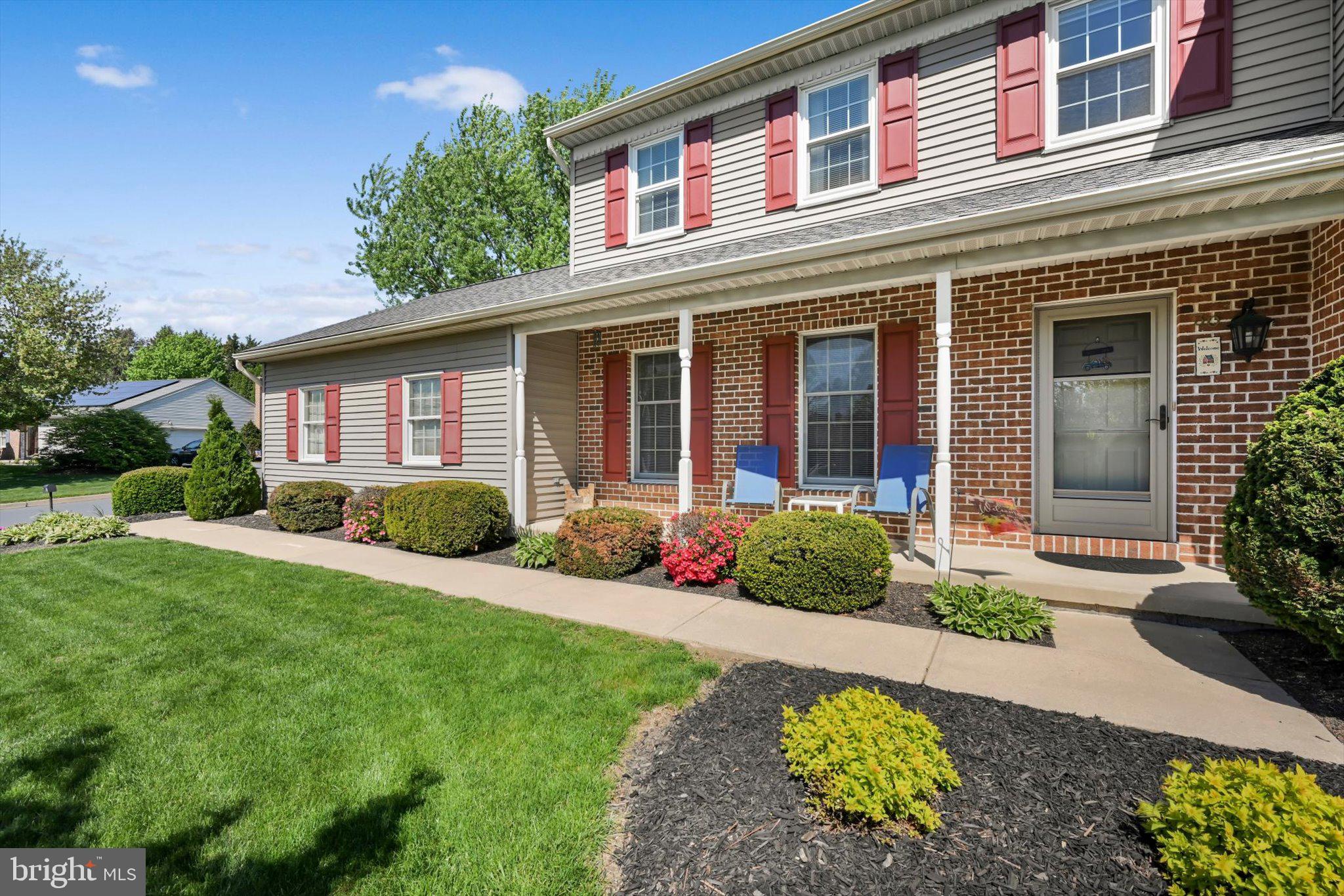 30 Edgewood Drive Lititz, PA 17543 - Photo 5 of 47 a front view of a house with garden
