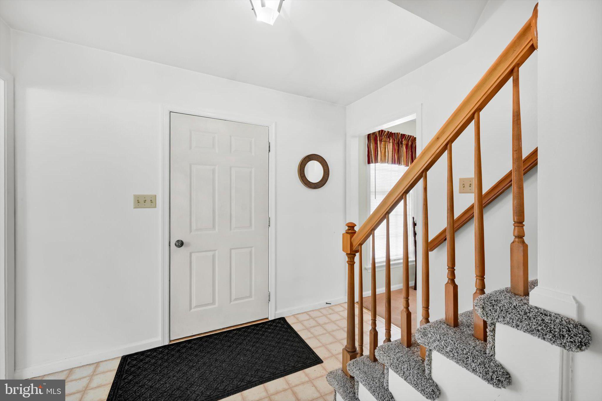 30 Edgewood Drive Lititz, PA 17543 - Photo 6 of 47 a view of an entryway with staircase