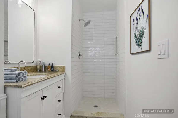 $749,000 | 2400 West Hemlock Street, Oxnard, CA 93035