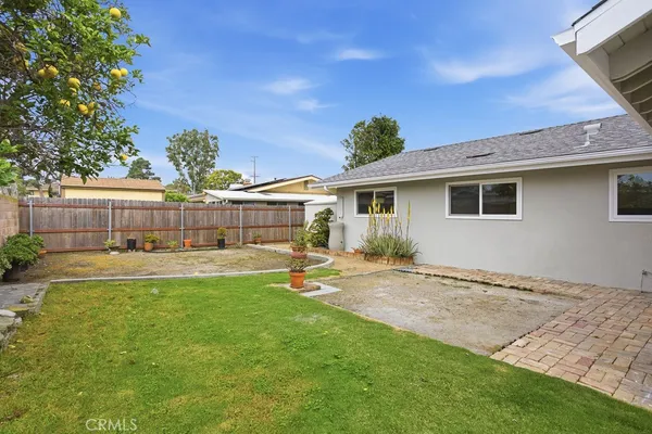 $749,000 | 2400 West Hemlock Street, Oxnard, CA 93035