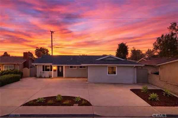 $749,000 | 2400 West Hemlock Street, Oxnard, CA 93035