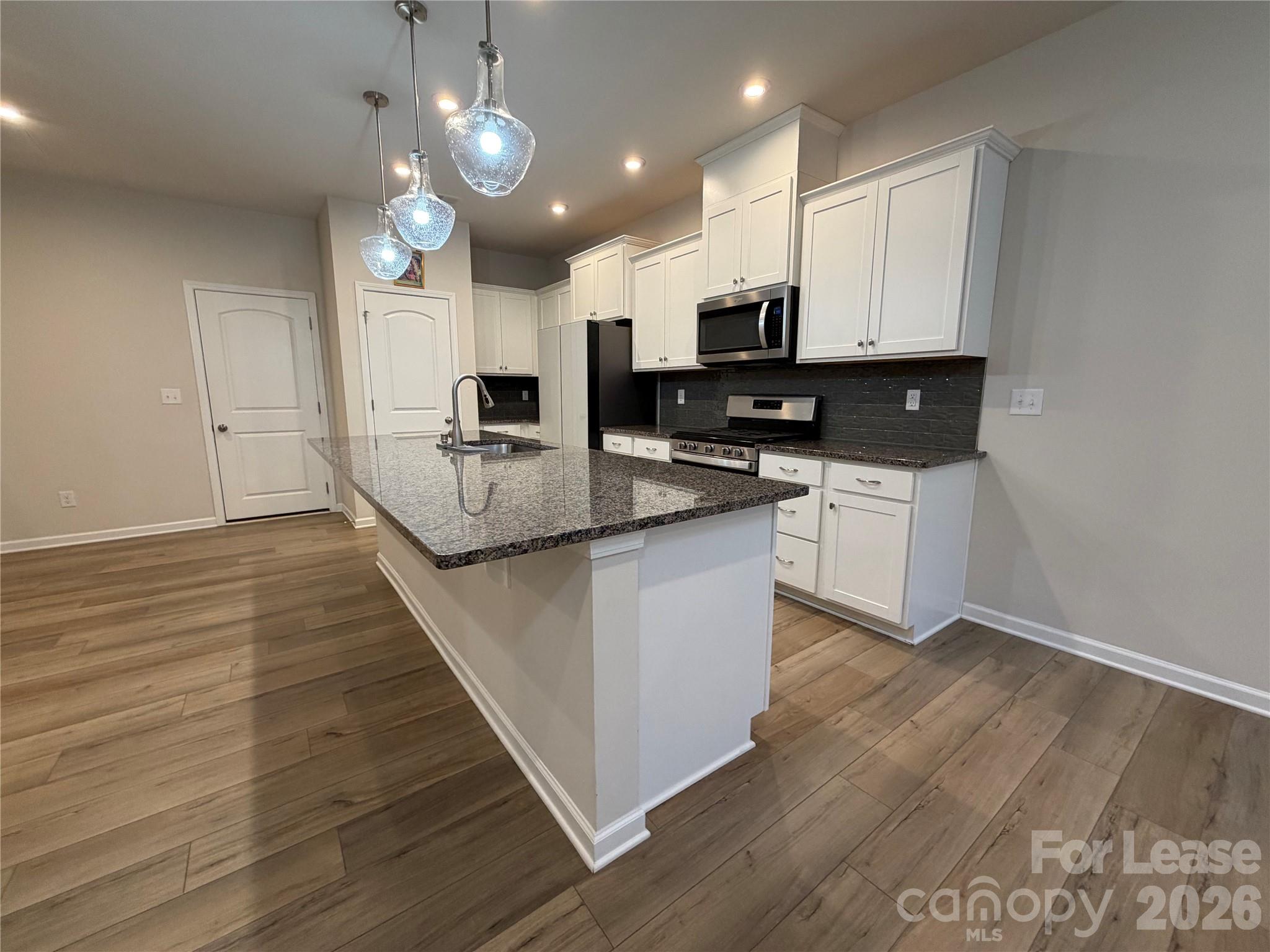 1328 Galloway Road Charlotte, NC 28262 - Photo 3 of 27