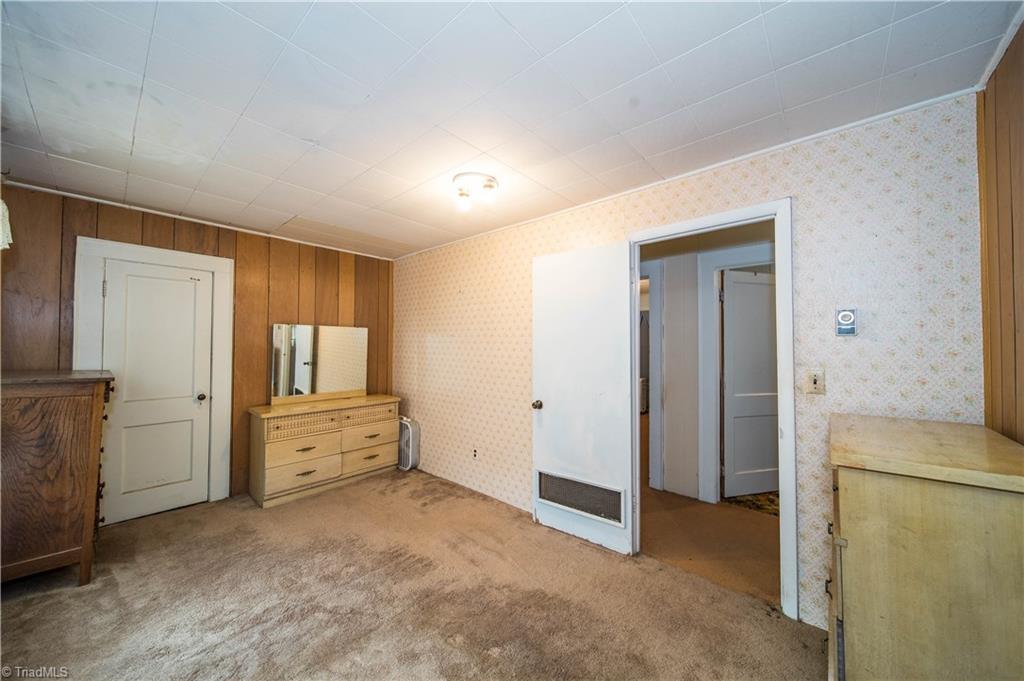 271 Spur Road Greensboro, NC 27406 - Photo 14 of 33 Gallery Image 14