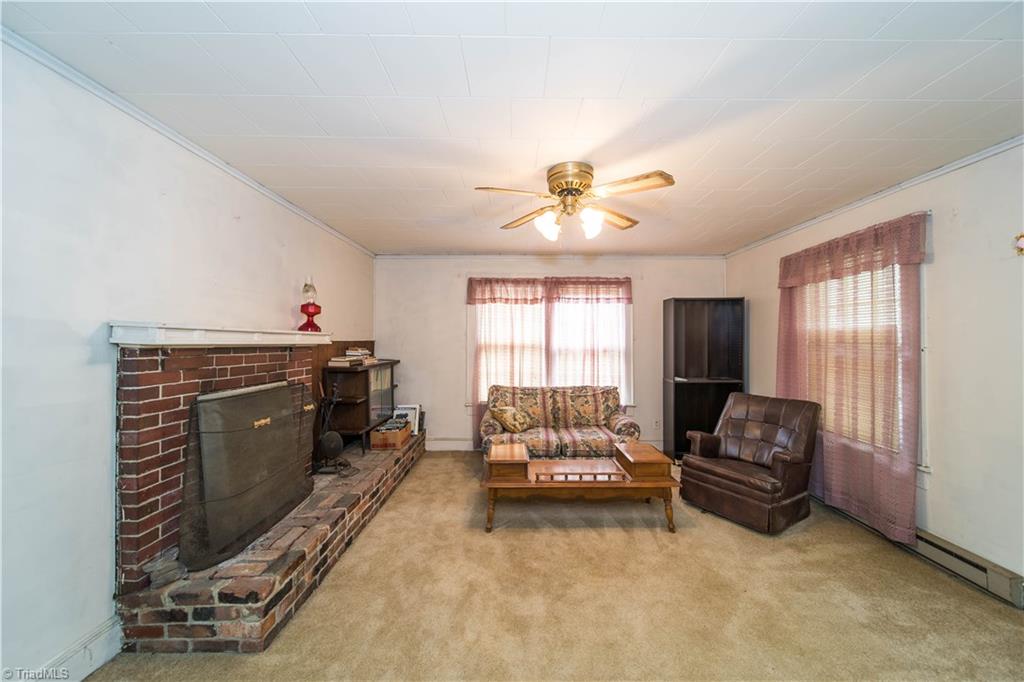271 Spur Road Greensboro, NC 27406 - Photo 3 of 33 Gallery Image 3