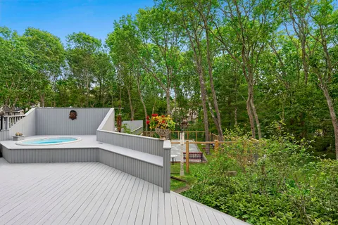 79 South South Breeze Drive, East Hampton, NY 11937