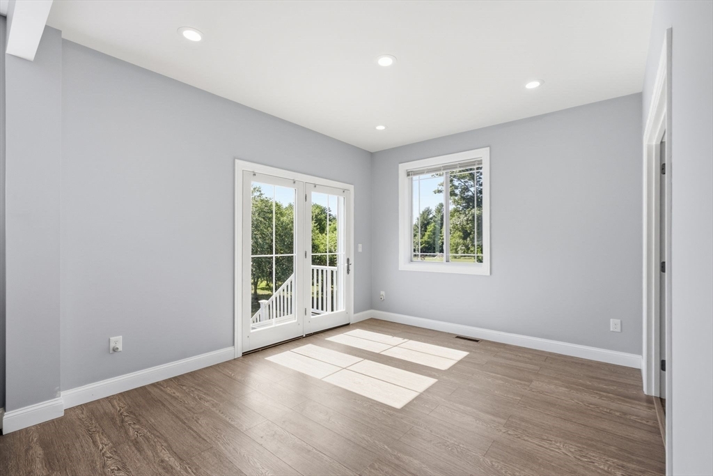 17 Russellville Road Westfield, MA 01085 - Photo 10 of 38