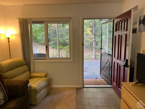 $224,999 | 24 Highlands Lane, Unit J4, Hunter, NY 12442