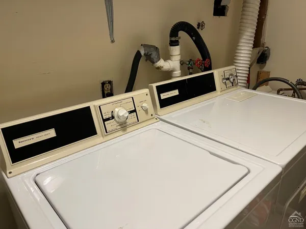 $224,999 | 24 Highlands Lane, Unit J4, Hunter, NY 12442