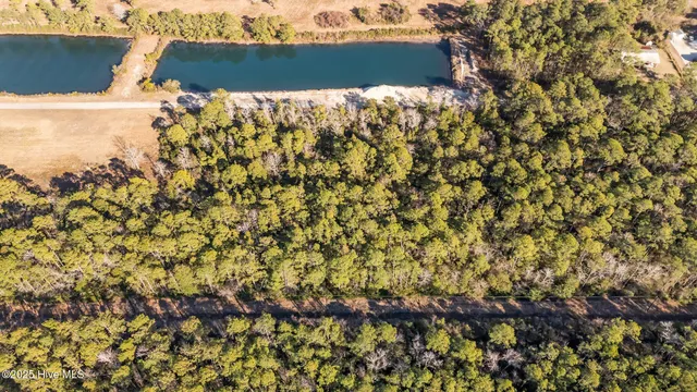 $19,900 | 220 Kings Way, Gloucester, NC 28528