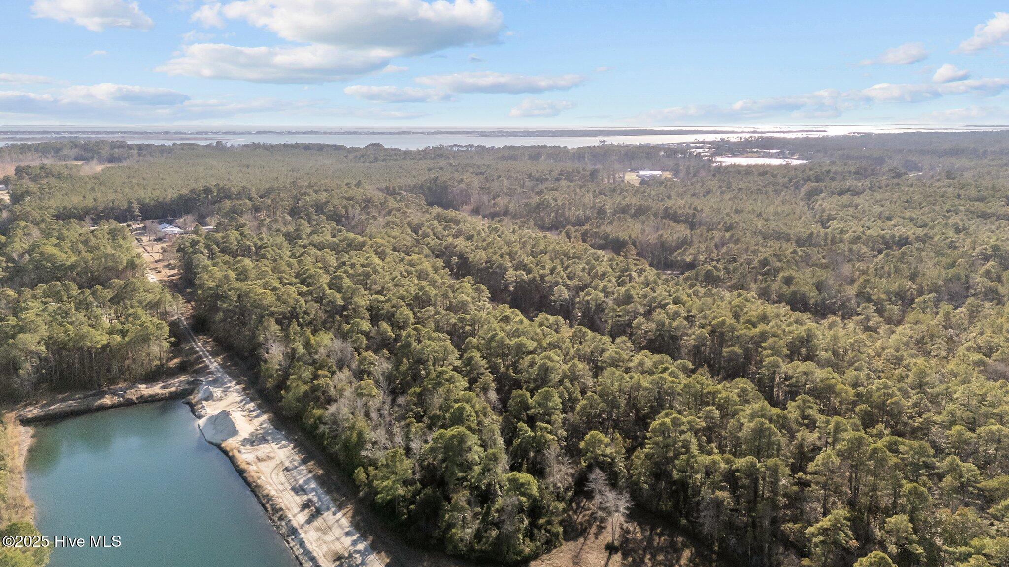 220 Kings Way Gloucester, NC 28528 - Photo 9 of 16 9-web-or-mls-DJI_20250214151728_0371_D