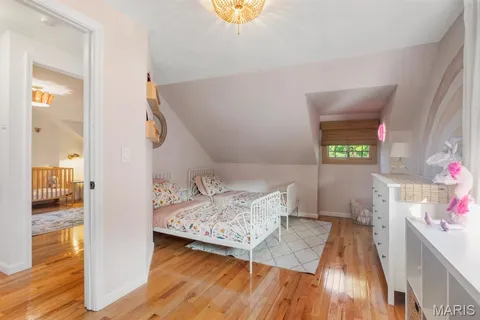 $385,000 | 6125 Marwinette Avenue, St. Louis, MO 63116