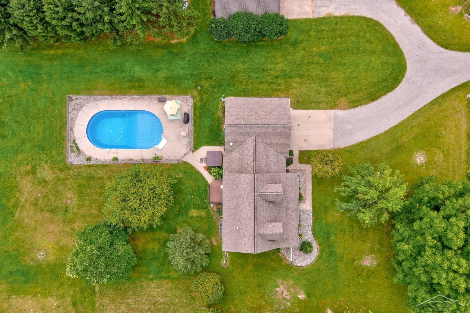 6650 Mielke Road Freeland, MI 48623 - Photo 60 of 80 50094292-59.JPG