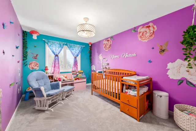 $549,900 | 641 Small Farm Road, Mukwonago, WI 53149