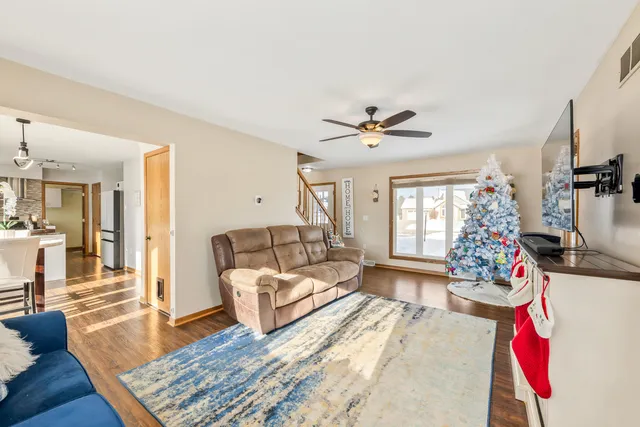 $549,900 | 641 Small Farm Road, Mukwonago, WI 53149