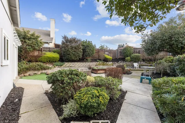 $599,000 | 2211 Eagle Drive, Rocklin, CA 95677