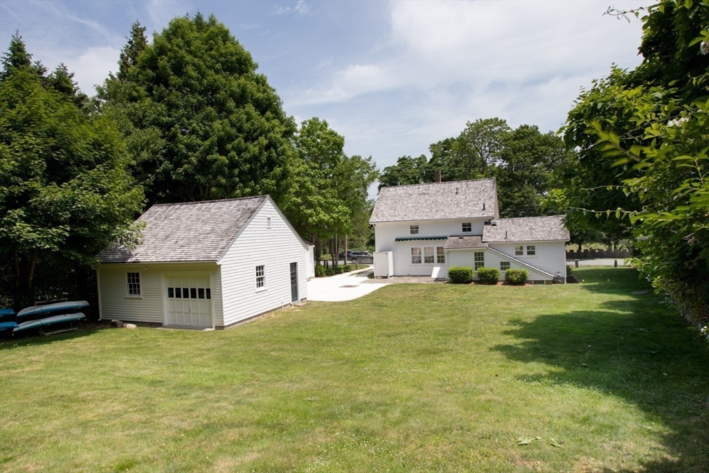 41 Drift Road Westport, MA 02790 - Photo 36 of 38