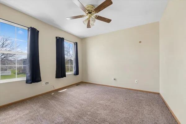 $300,000 | 1005 Sudbury Drive, Joliet, IL 60435