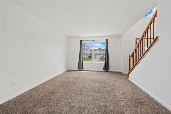 $300,000 | 1005 Sudbury Drive, Joliet, IL 60435