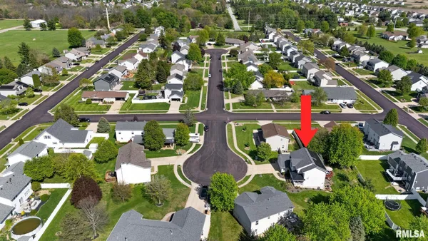 $369,900 | 6 Browning Court, Washington, IL 61571