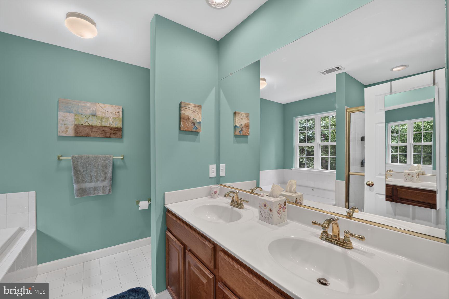9957 Guilford Road Jessup, MD 20794 - Photo 21 of 37 Primary Ensuite Bathroom